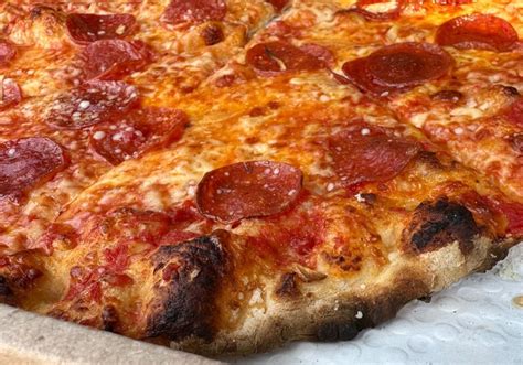 Joanies pizza - Anne Thompson and her husband, Dan, started Joanie’s Pizza in Chelmsford, Massachusetts three years ago — but a single online review of their New York-style pie has quadrupled their business ...